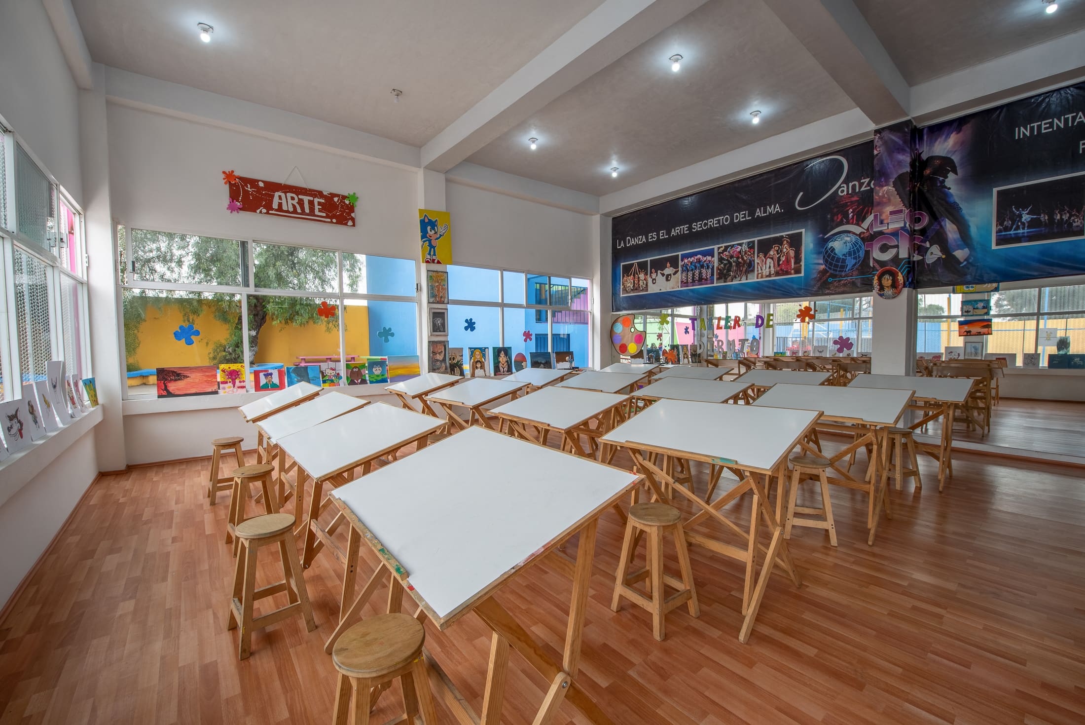 Instalaciones del colegio 13